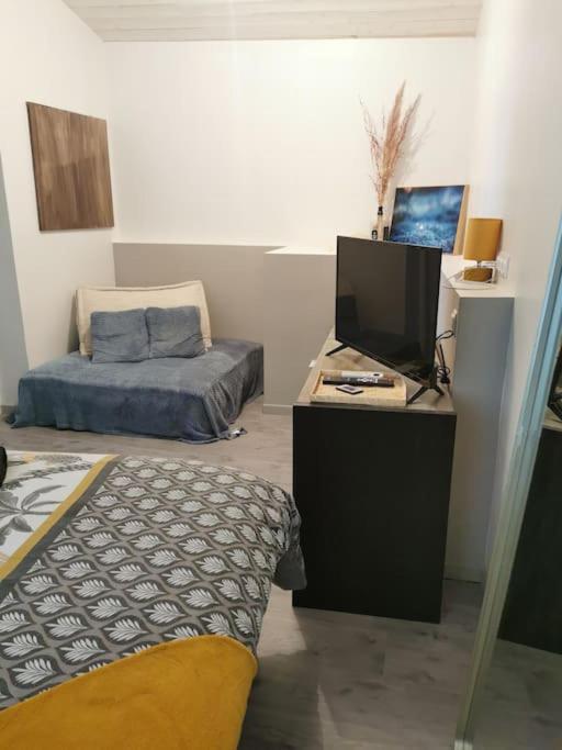 索雷兹Chez Nathalie&Maxime公寓 外观 照片