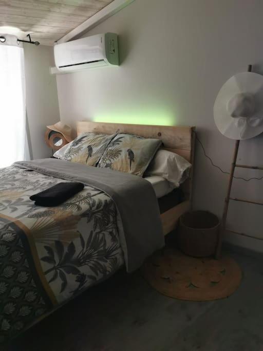 索雷兹Chez Nathalie&Maxime公寓 外观 照片